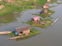 village flottant au Cambodge